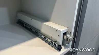 부산 연제구 로봇청소기 장 제작 리폼 사례 · 현장 사진